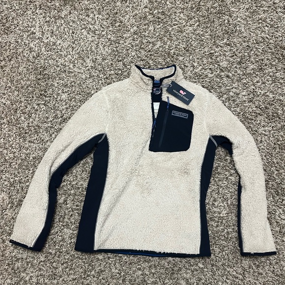 Vineyard Vines Cream and Navy Jacket - Picture 1 of 6